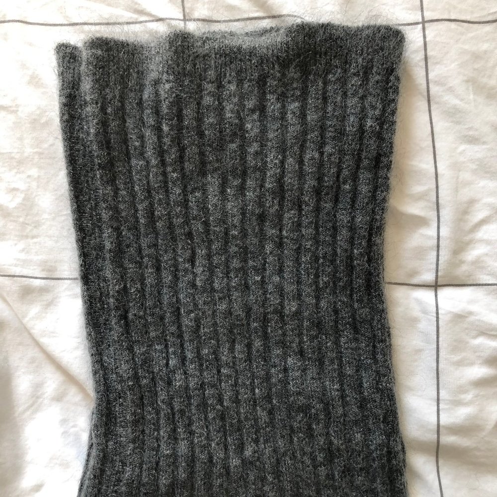 Rouje sweater tube top
